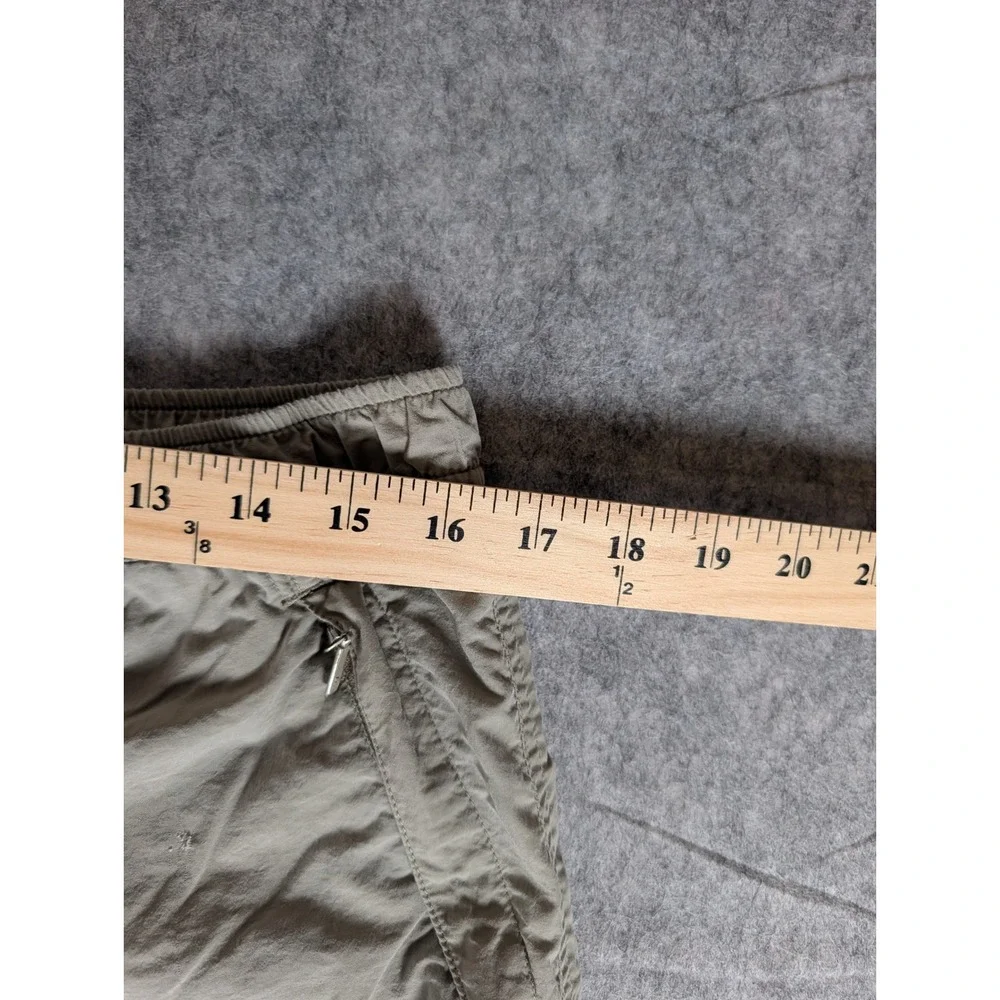 The North Face Mens Khaki Nylon Utility Hiking Shorts Zipper Pockets Regular M
